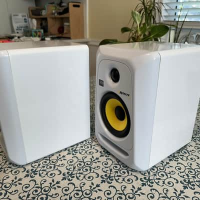 KRK RP-5 Rokit G3 2-Way 5" Active Studio Monitors - Pair - White image 4