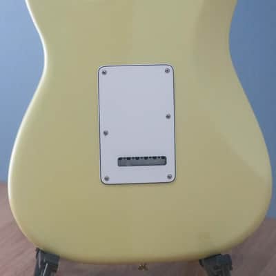 Fender Player II Stratocaster Hialeah Yellow w/ Free Fender Bag image 6