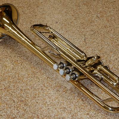 Bach TR200 Series Bb Trumpet Lacquered Brass image 21