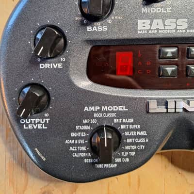 Line 6 Bass POD Multi-Effect and Amp Modeler 2001 - 2003 - Black image 5