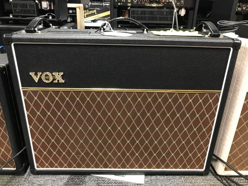 Vox AC15C2 Custom 2-Channel 15-Watt All Tube 2x12" British Guitar Combo image 1