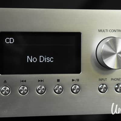 Technics SL-G700 SACD / CD Player & Digital Player in Excellent Condition image 10