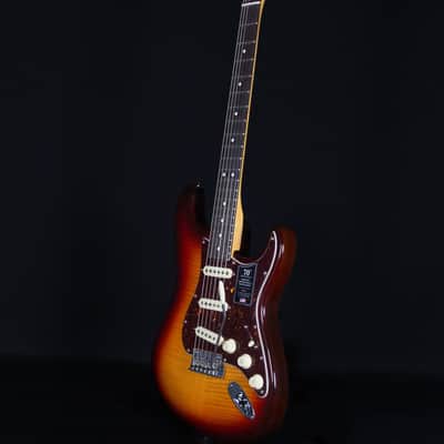Fender 70th Anniversary American Professional II Stratocaster, Rosewood FB, Comet Burst image 6