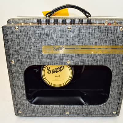 Supro 1696RT Black Magick Reverb 1x12" 25-watt Tube Combo Amp image 11