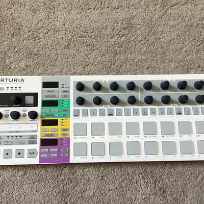 Arturia BeatStep Pro MIDI Controller 2017 - Present - White