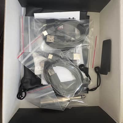Xvive U4R4 Wireless In-Ear Monitoring System 2010s - Black imagen 4