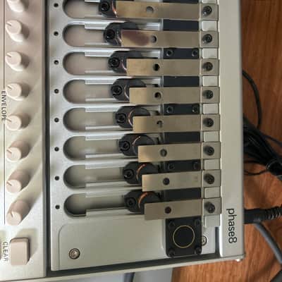 Korg Phase8 - Silver metal image 3