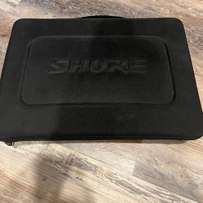 Shure GLXD: 2 Desktop + 1 pedal receiver + transmitter + 2 batteries + headset image 4