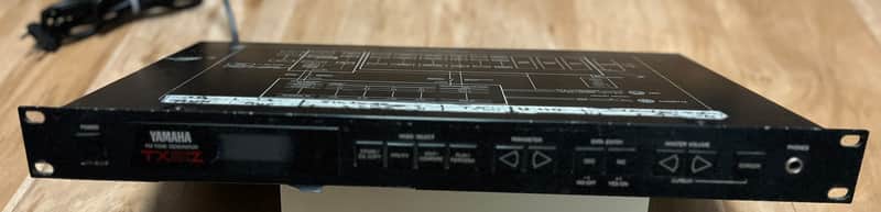 Yamaha TX81z 4OP FM image 1