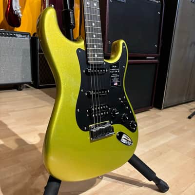Fender Limited Edition American Ultra II Stratocaster HSS (Solar Flare) image 2