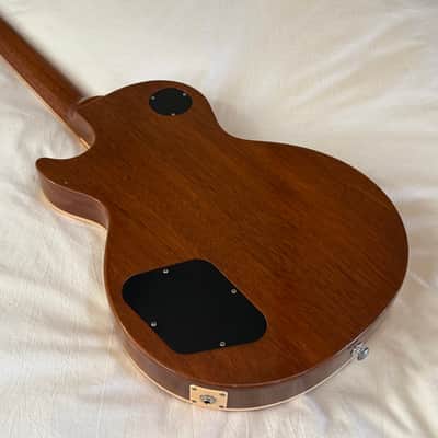 Gibson Les Paul Standard - Honeyburst - Free Pro Setup image 10