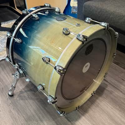 Mapex Saturn (2020) 20" x 16" Kick Drum - Teal Blue Fade 2020 - Teal Blue Fade image 5
