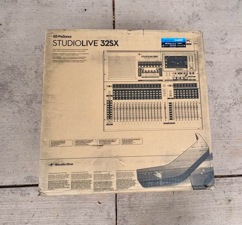 PreSonus StudioLive 32SX Compact 32-Channel Digital Mixer and USB Audio Interface 2019 - Present - Black / Silver image 1