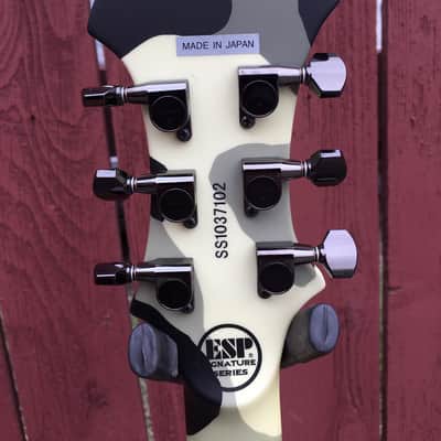 USED 2011 ESP Signature Series Max Cavalera AX Camo (Left Handed) w/case image 10