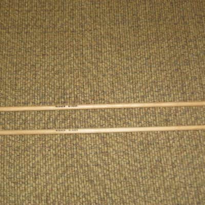 ONE pair new old stock (with packaging) Musser M4225 Mallets, white 1" medium-hard poly-ball head with birch handles -- recommended use is for bells or xylophone (from around 2019) Made in USA image 4