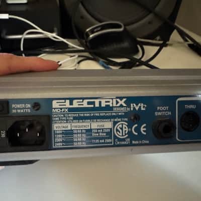 Electrix Mo-FX Time Synchronized Effects Unit 2000s - Blue image 2