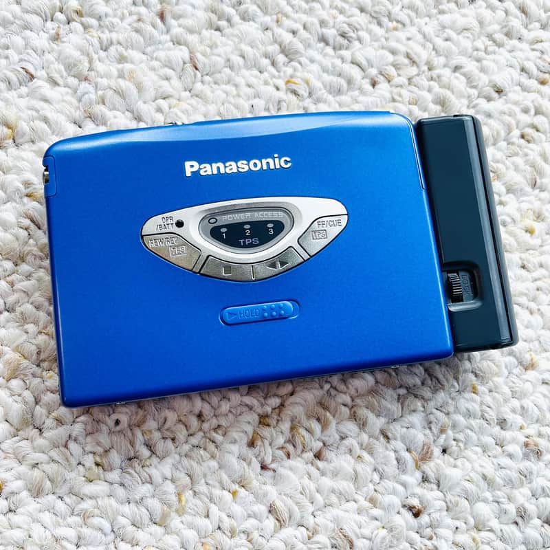 RARE] PANASONIC S50 Walkman Cassette Player, NEAR MINT BLUE