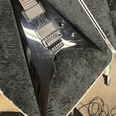 ESP LTD Arrow-401 with Rosewood Fretboard 2016 - Black With Case image 2