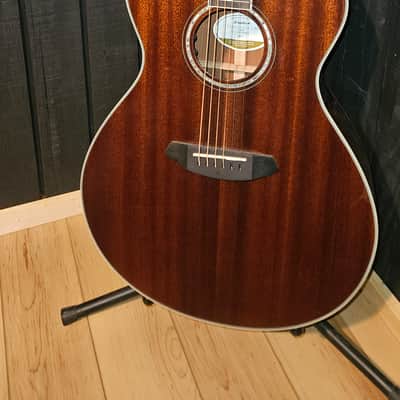 2018 Breedlove Stage Concerto E MH image 2
