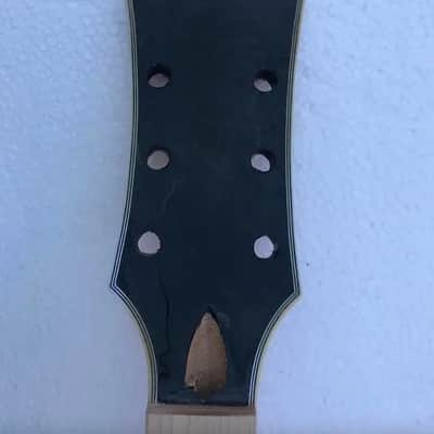 LP Les Paul Style Guitar Mahogany Body and Neck, Maple Fingerboard, Locking Bridge image 5