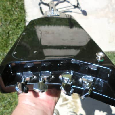 1985 Hondo Alien Headless Bass Guitar with Case image 12