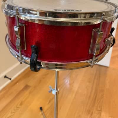 Ludwig Vintage Pioneer 6 lug snare drum 1966 - Red Sparkle image 5