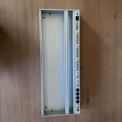 Palette + Decksaver lid Intellijel 4U 104HP Case 2019 - Present - Silver image 14