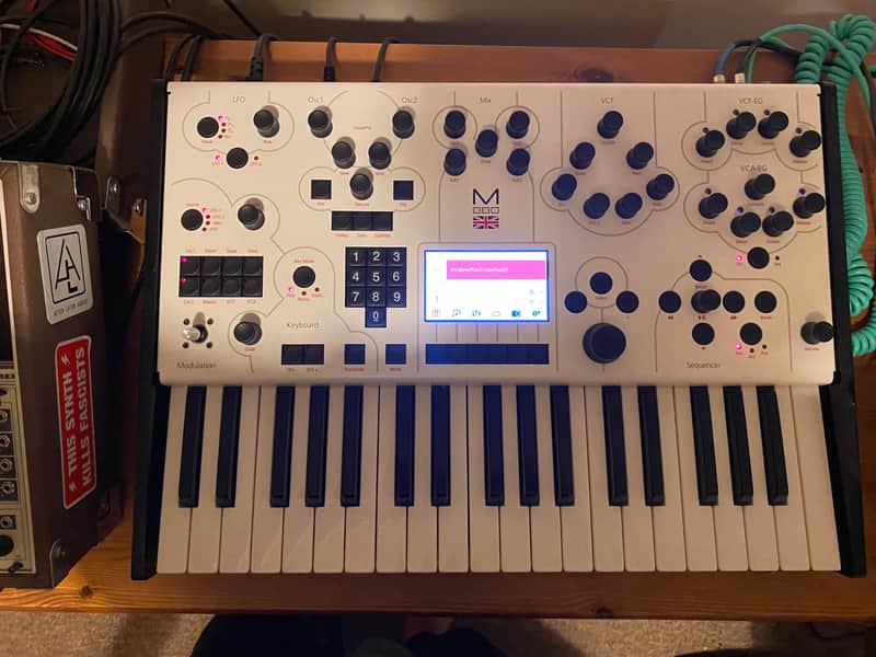 Modal Electronics 001 Hybrid Digital / Analog 2-Voice Synthesizer 2010s - White image 1