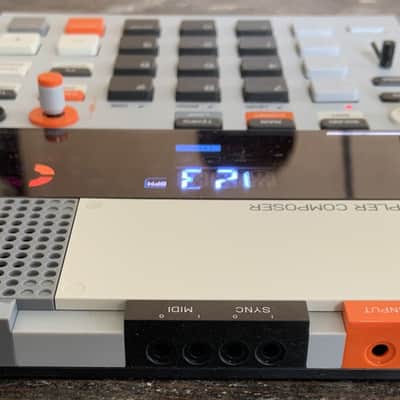 Teenage Engineering EP–133 K.O. II '23 Portable Sampler & Sequencer w. built-in Mic. image 4