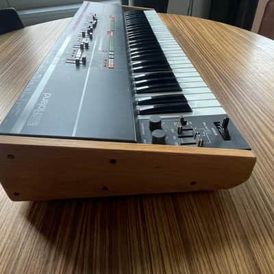 Roland Juno-106 61-Key Programmable Polyphonic Synthesizer 1984 - 1985 - Black image 5