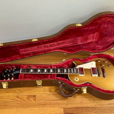 Gibson Les Paul Standard '50s Gold Top - LIKE NEW w/ all original packaging & accessories image 1