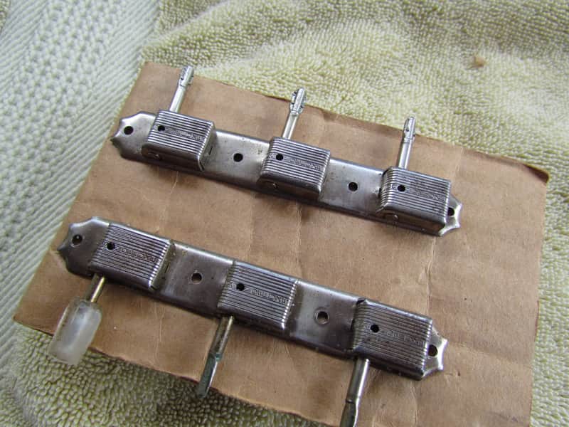 Kluson Single Line 3 On A Strip Tuners NEEDS BUTTONS Fits J-45 Les Paul Jr Vintage Single Line Kluson Tuners For Restoration Or Repair image 1