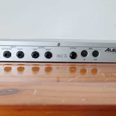 Alesis Akira : Multi-Effect Processor Rackmount Unit image 5