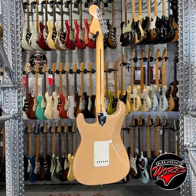 Fender International Color Series Stratocaster Ltd Sahara Taupe image 7