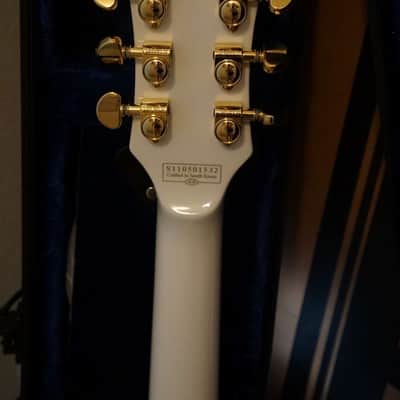 Schecter Robin Zander Signature Corsair Electric Guitar White image 6