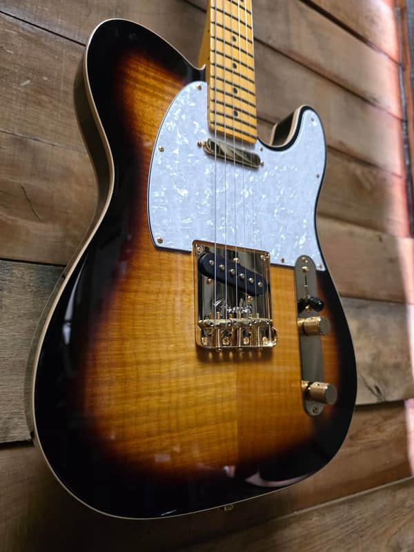 2025 75th Anniversary American Professional Custom Telecaster® (Pre-Owned) -