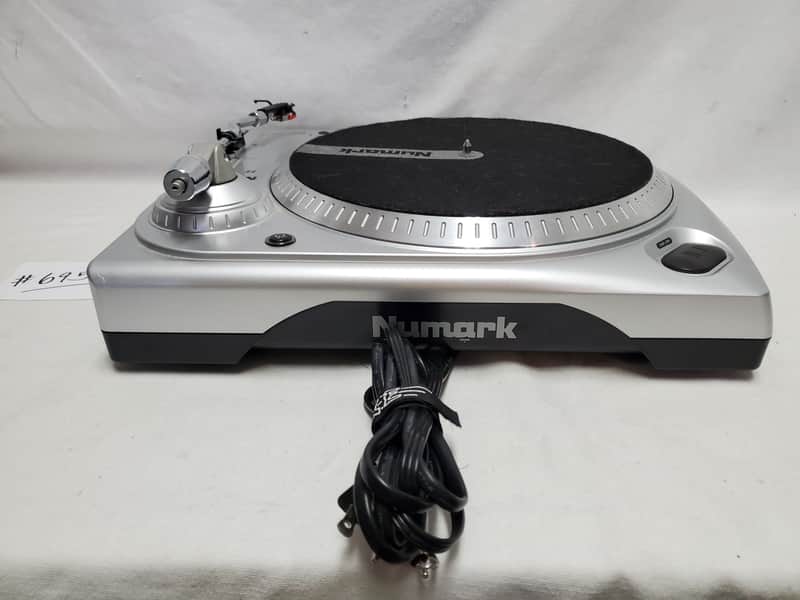 Numark TT1610 Belt Driven DJ Turntable #695 Good Used, Working