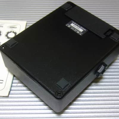 MINT Tech 21 Comptortion w/ Original Box & Manual image 2