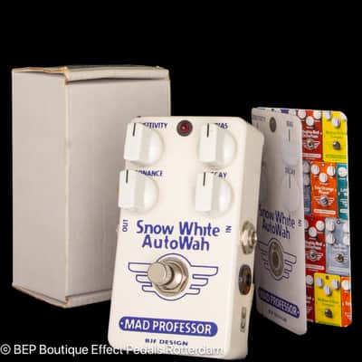 Mad Professor Snow White Auto Wah Handwired 2010s - White image 1