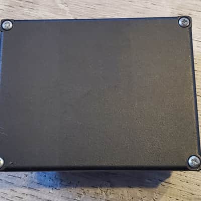 MI Audio Megalith Delta High-Gain Distortion 2010s - Black image 2