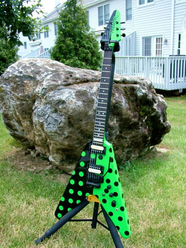 Hamer Vector 1986 Polka Dots image 1