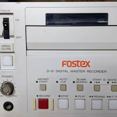 Fostex D-15 Professional Timecode Digital Master Recorder DAT image 1