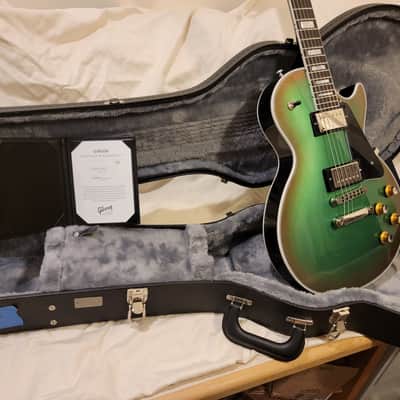 Gibson Les Paul Custom 4 of 5 2021 Vintage Holiday Green / Red Metal Flake image 11