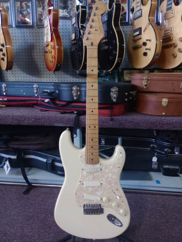 Fender Stratocaster 1995 MIM W/EMG Active Pickups - Cream *** FREE SHIPPING *** image 1
