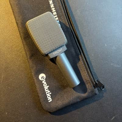 Sennheiser e609 Silver Supercardioid Dynamic Microphone 1998 - Present - Dark Gray image 4