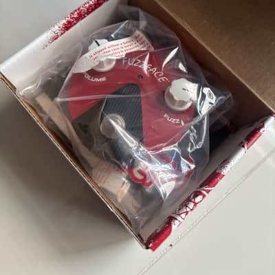 Dunlop FFM6 Band Of Gypsys Fuzz Face Mini 2015 - Present - Red image 3