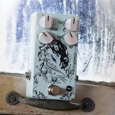 Pro Tone Pedals Essential Fuzz Pedal 2016 Mint Green image 2