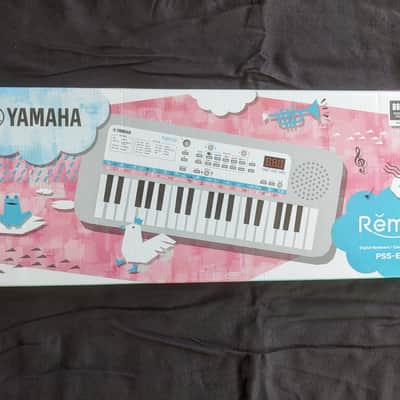 Yamaha Remie PSS-E30 37-Key Mini Keyboard 2020 - Present - White image 2
