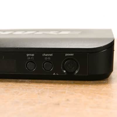 Shure BLX14 Bodypack Wireless System - H9 Band: 512-542 MHz (NO PSU) CG014KF image 2
