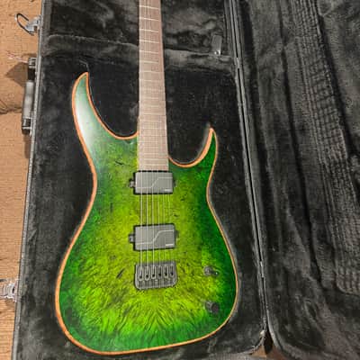 LEF Custom Guitars SS 2025 - Green Burl/ Black Limba body image 2